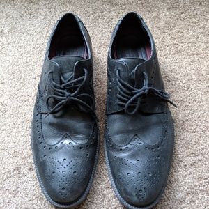 Hush Puppies Wingtip Dress Shoes, Size 10.5